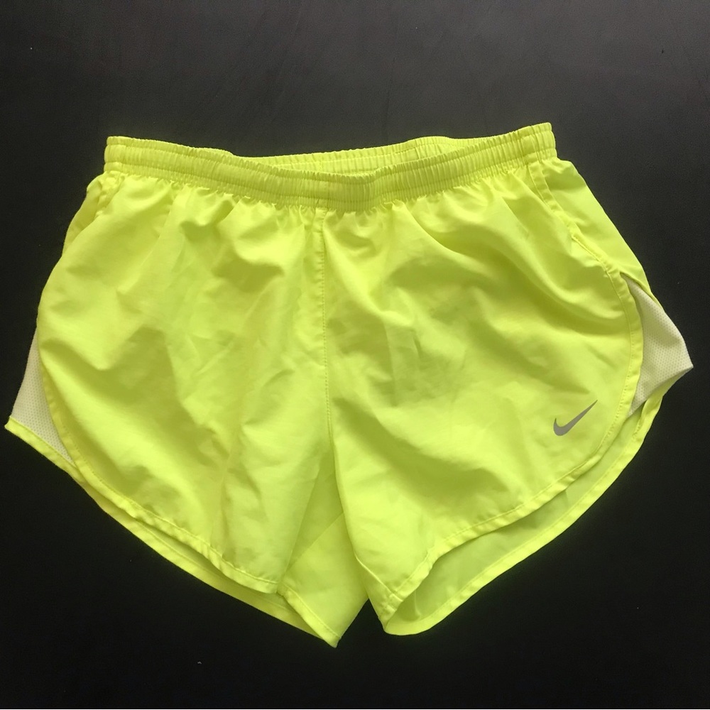 Nike Shorts Size S EUC